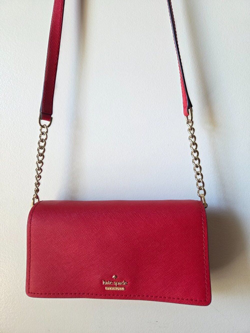 EUC LIKE NEW KATE SPADE LIPSTICK RED SMALL CLUTCH / CROSSBODY WALLET